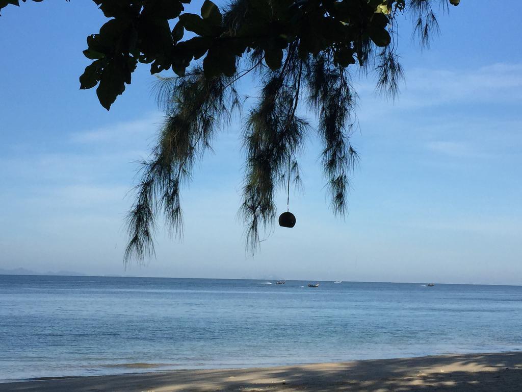 Cocobar&Bungalow'Kohjum Hotel Koh Jum Esterno foto
