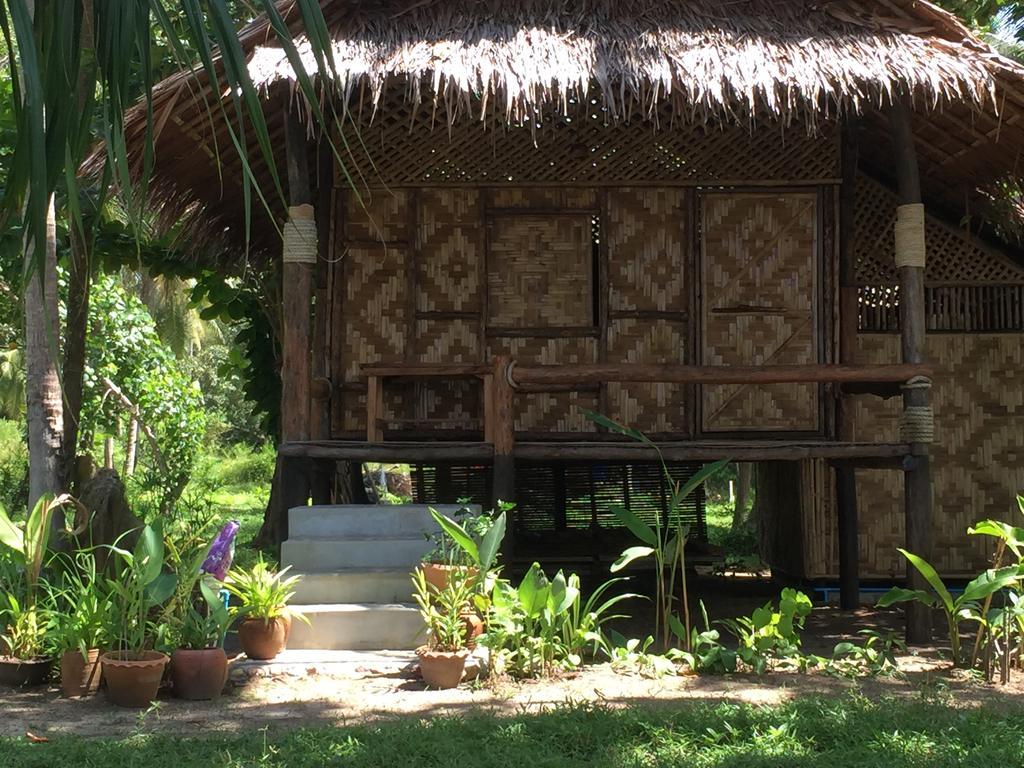 Cocobar&Bungalow'Kohjum Hotel Koh Jum Esterno foto