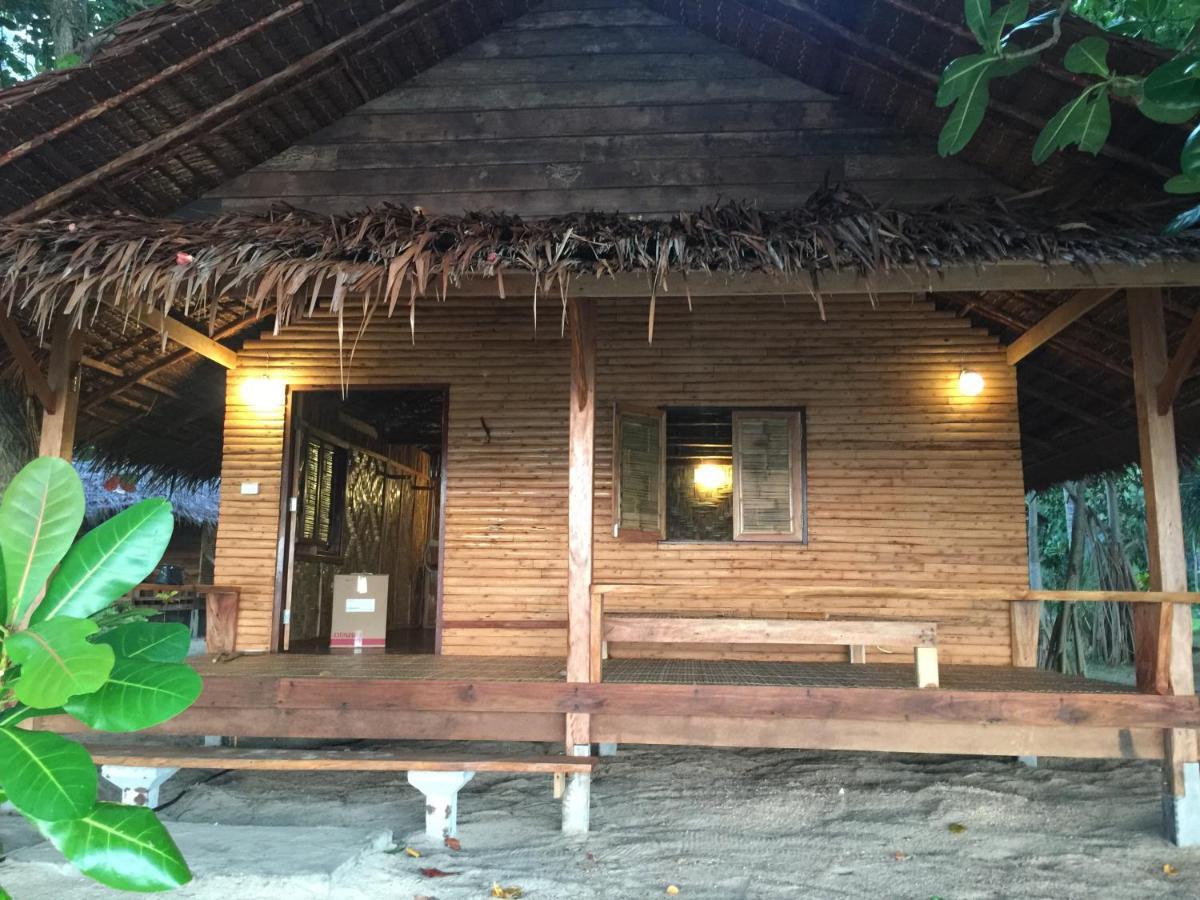 Cocobar&Bungalow'Kohjum Hotel Koh Jum Esterno foto